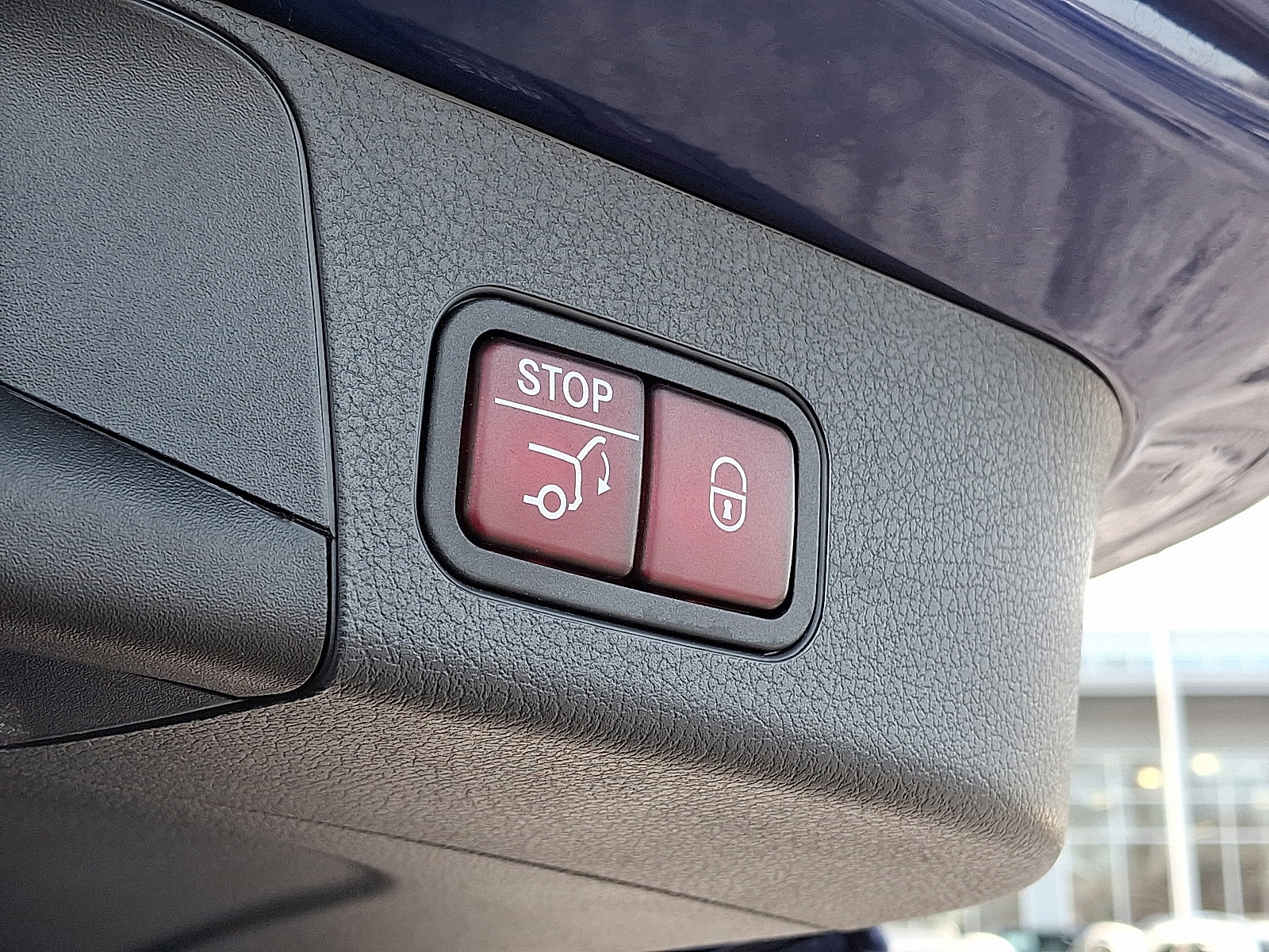Certified 2023 Mercedes-Benz GLB 250 4MATIC image 31
