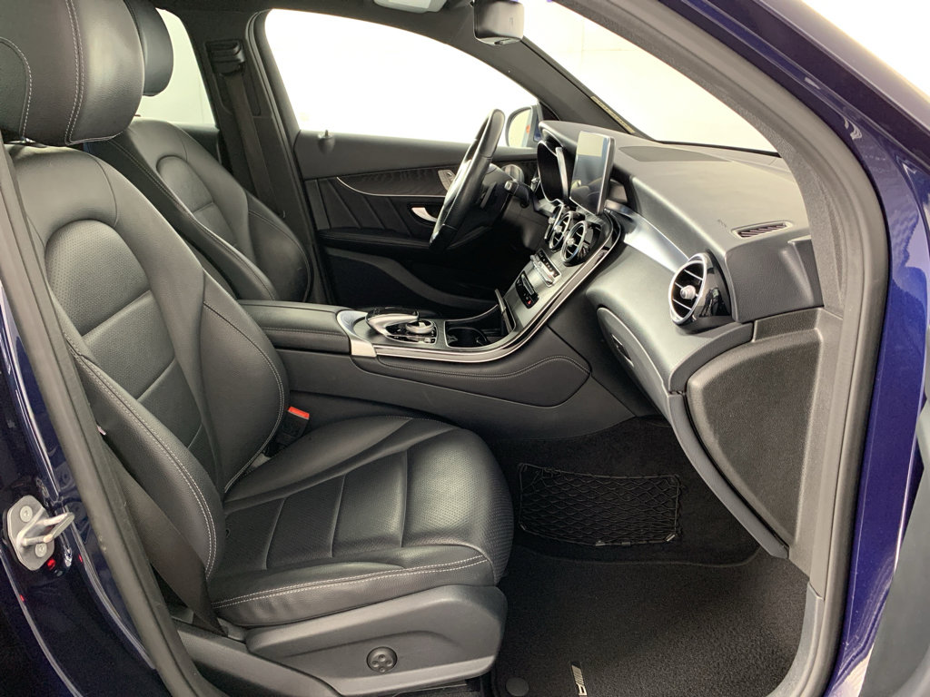 Used 2018 Mercedes-Benz GLC 300 4MATIC Coupe image 43