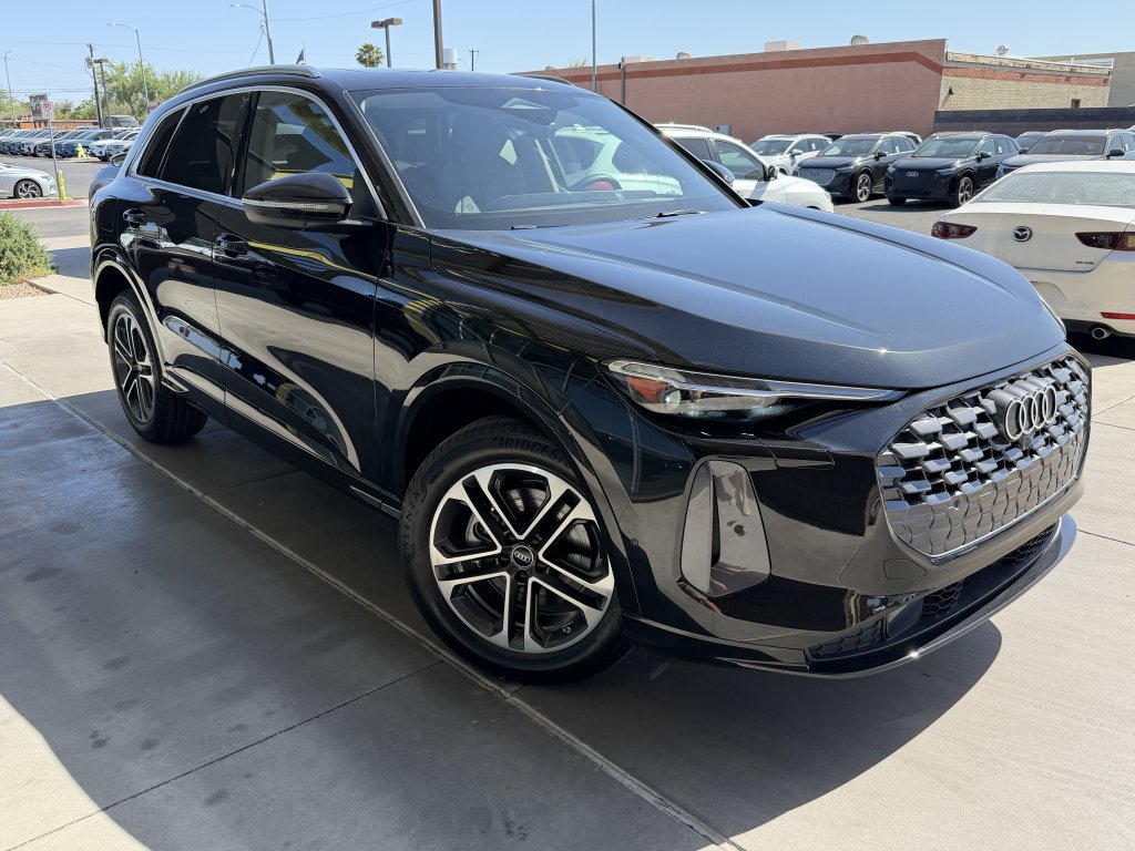 Used 2025 Audi Q5 Premium w/ Premium Plus AWD/4WD image 6