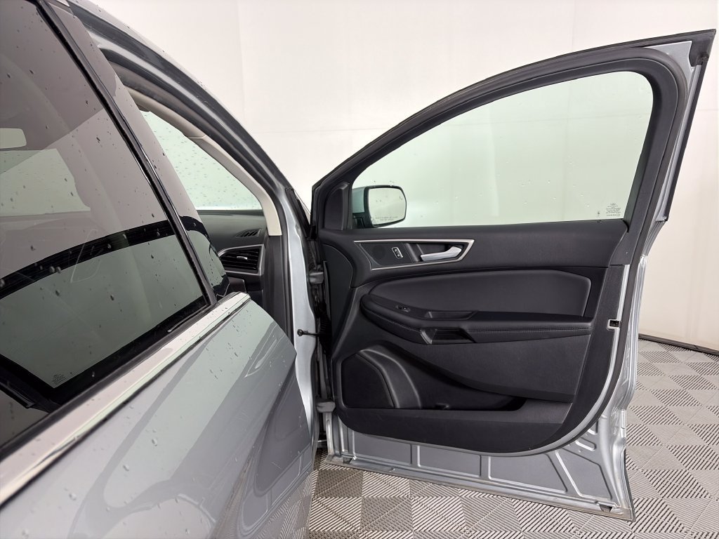 Used 2024 Ford Edge SEL AWD/4WD image 30