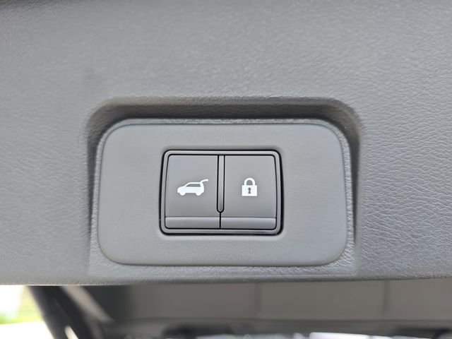 Used 2025 Nissan Rogue SV image 13