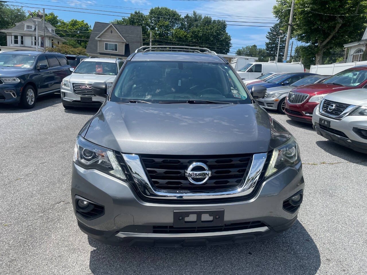 Used 2017 Nissan Pathfinder SL w/ SL Premium Package AWD/4WD image 3