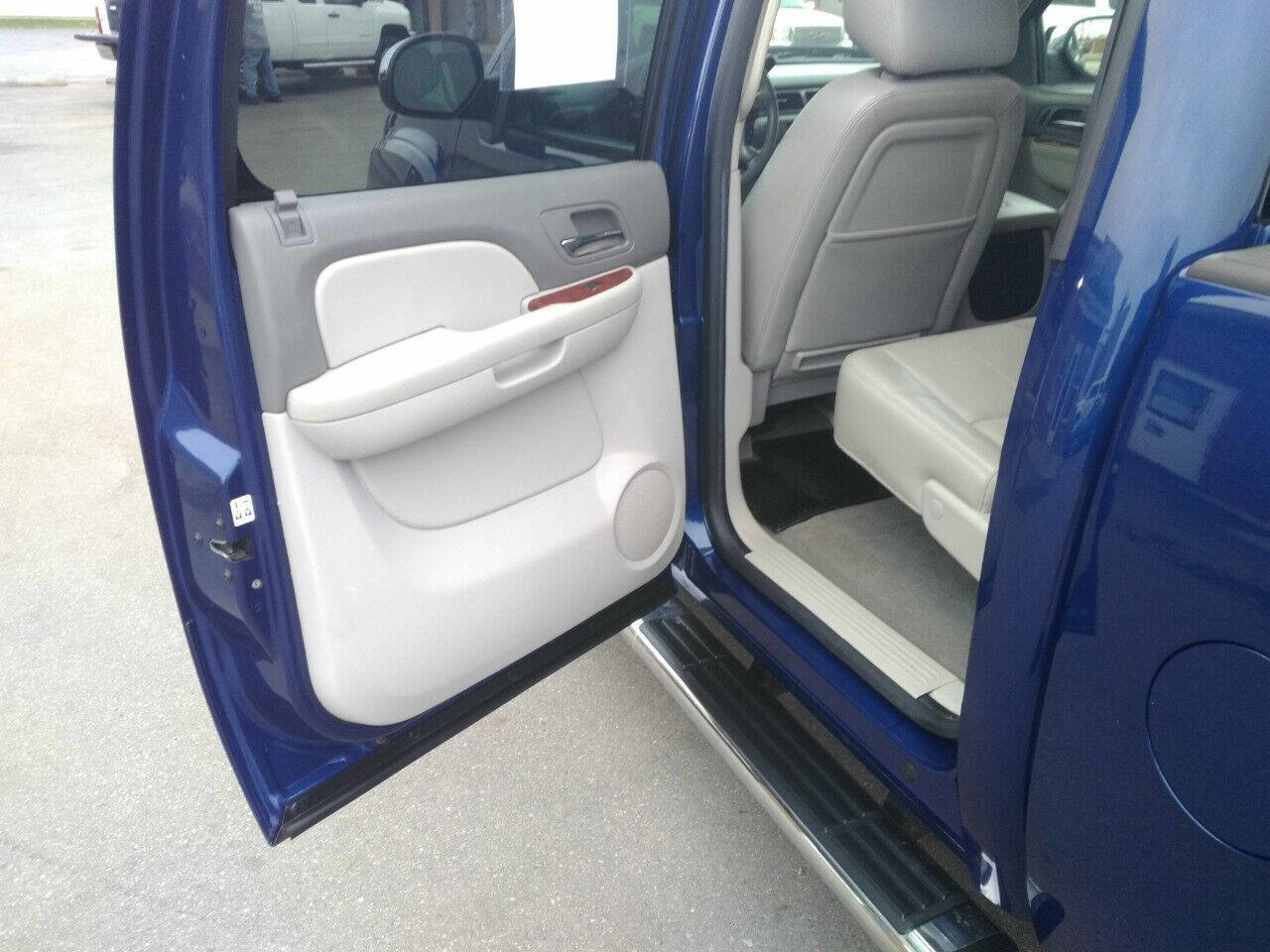 Used 2012 GMC Sierra 1500 SLT w/ Heritage Edition image 16