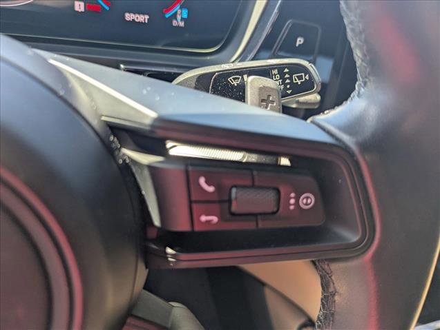 Used 2024 Porsche Cayenne image 11