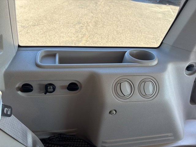 Used 2006 Jeep Commander Limited image 14