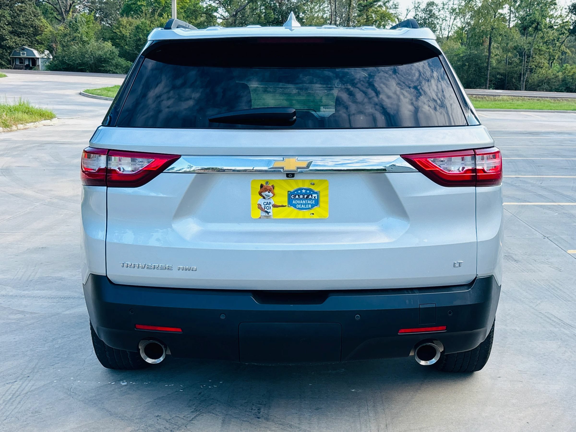 Used 2021 Chevrolet Traverse LT AWD/4WD image 5