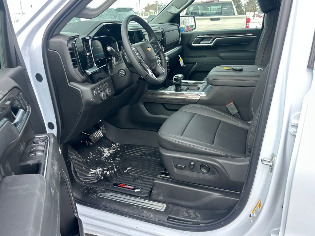 New 2026 Chevrolet Silverado 1500 LTZ w/ LTZ Premium Package image 11