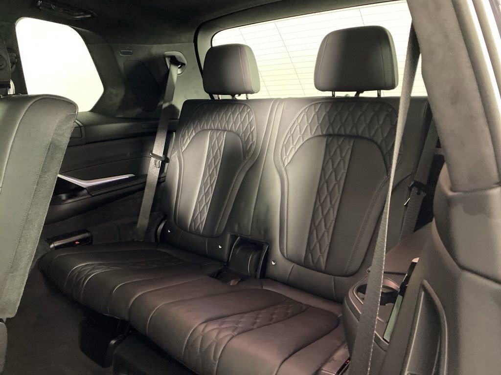 Certified 2025 BMW X7 M60i w/ Climate Comfort Package image 25