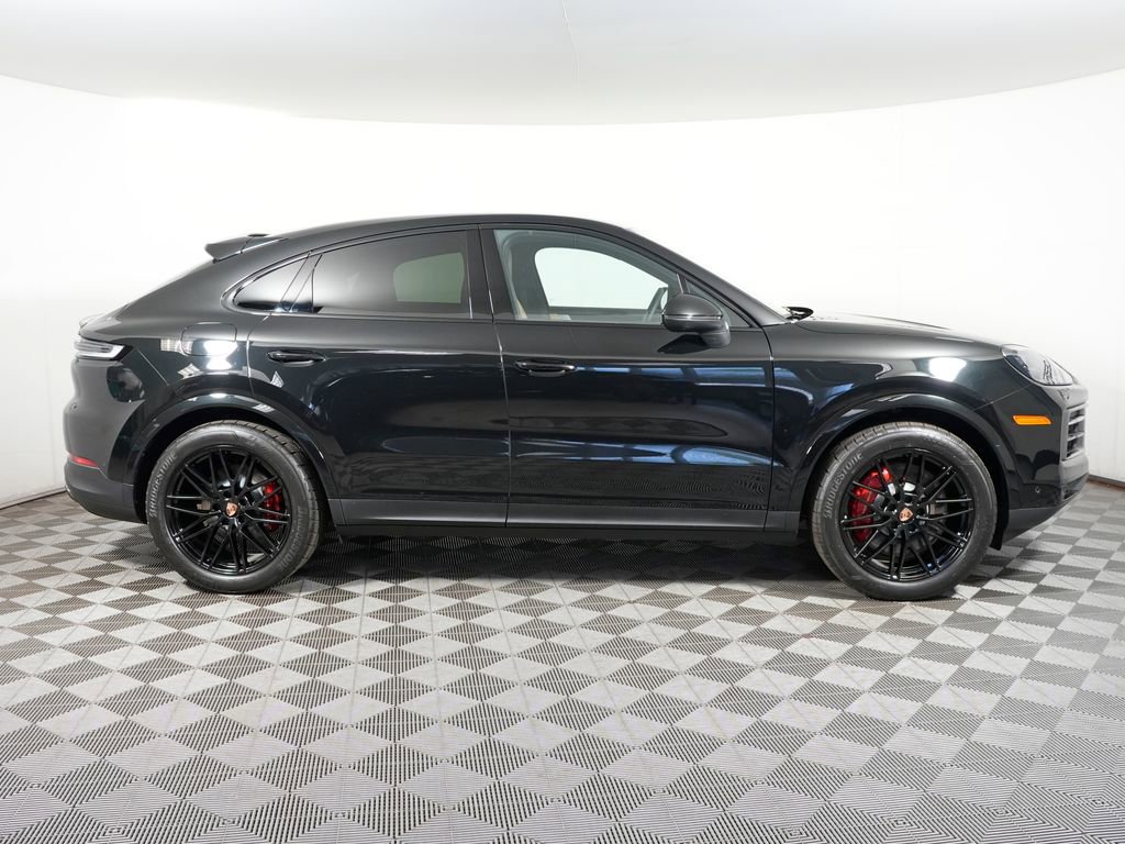 Used 2026 Porsche Cayenne S AWD/4WD image 8