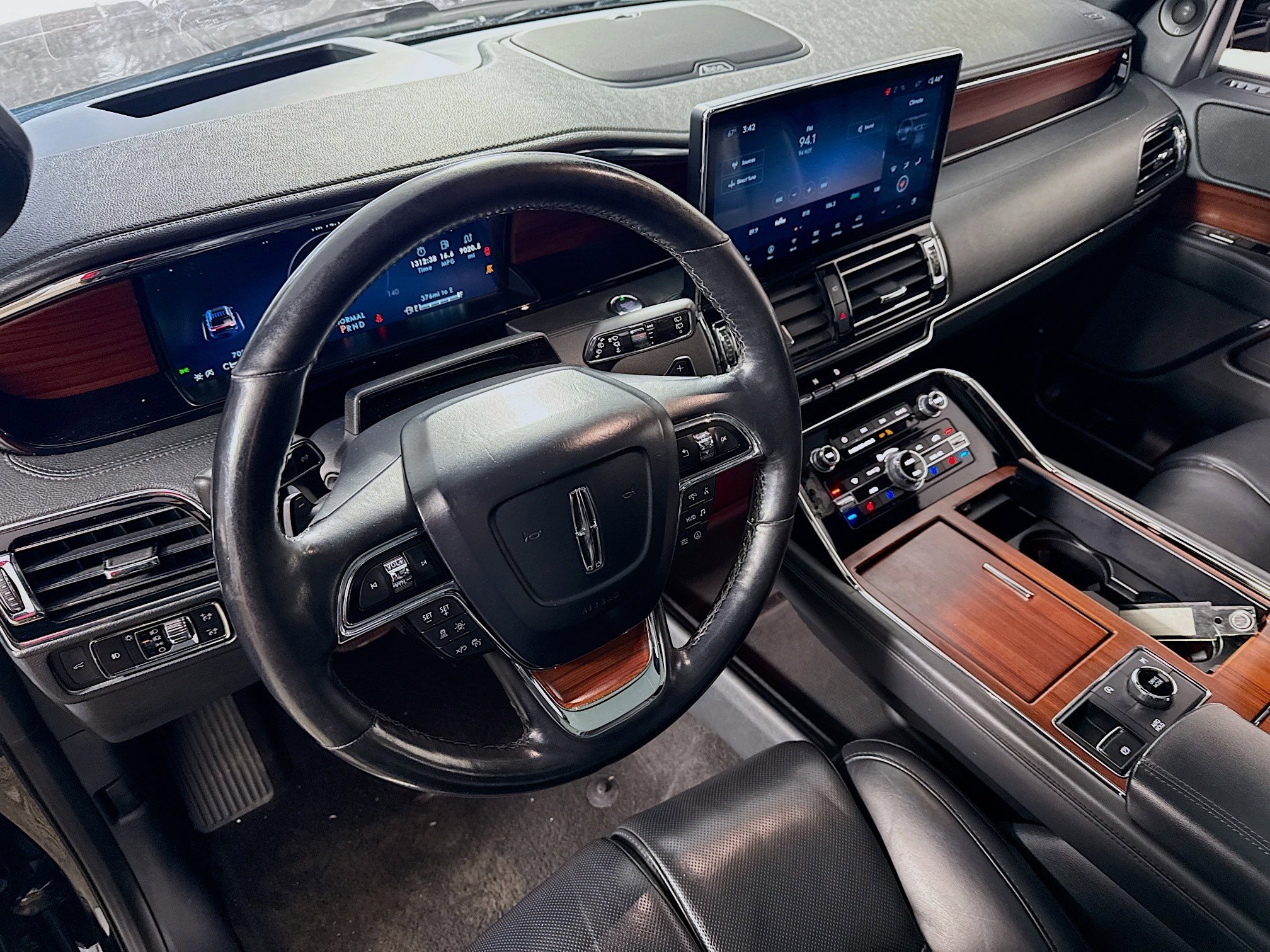Used 2023 Lincoln Navigator L Reserve AWD/4WD image 26