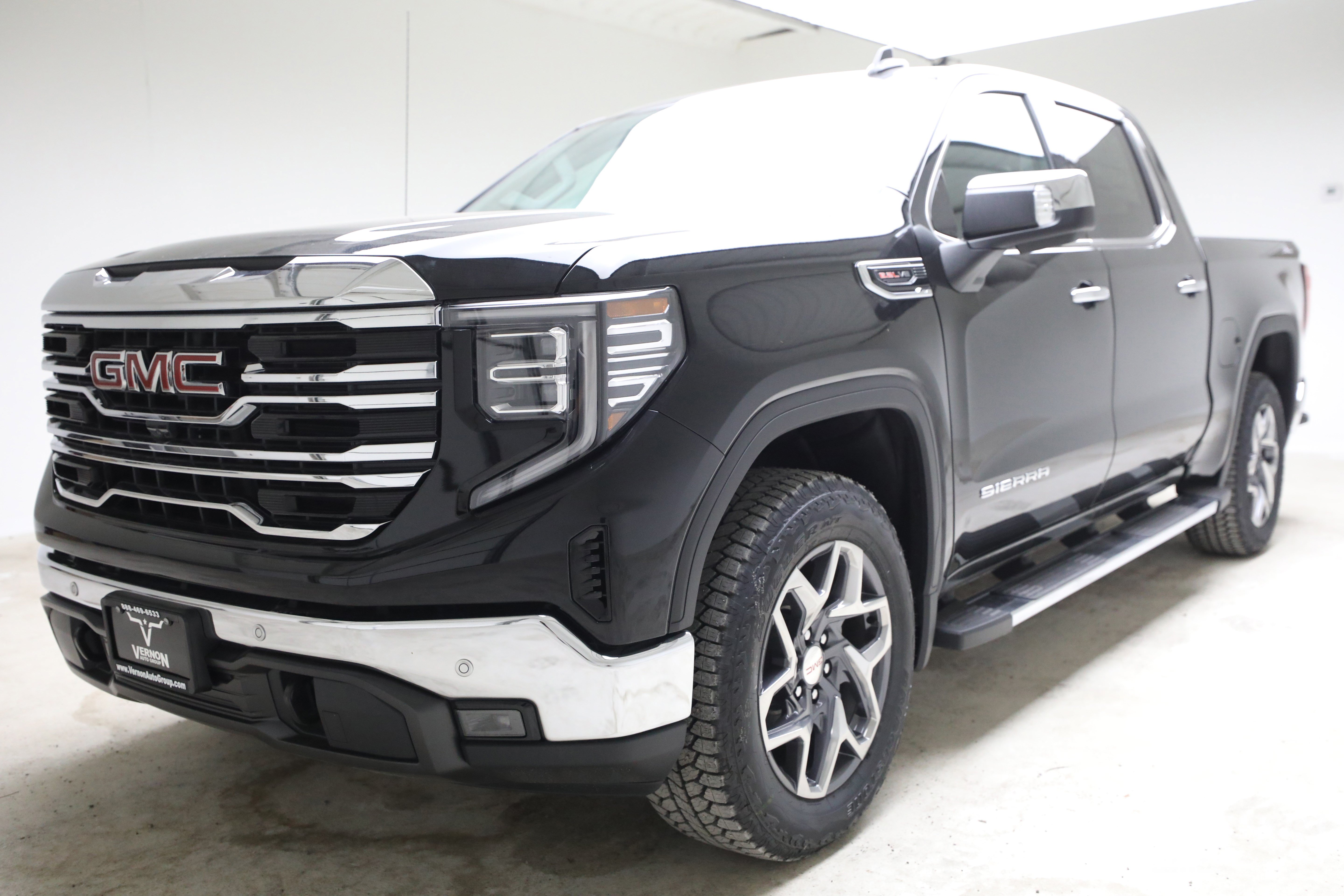 New 2026 GMC Sierra 1500 SLT w/ SLT Premium Plus Package