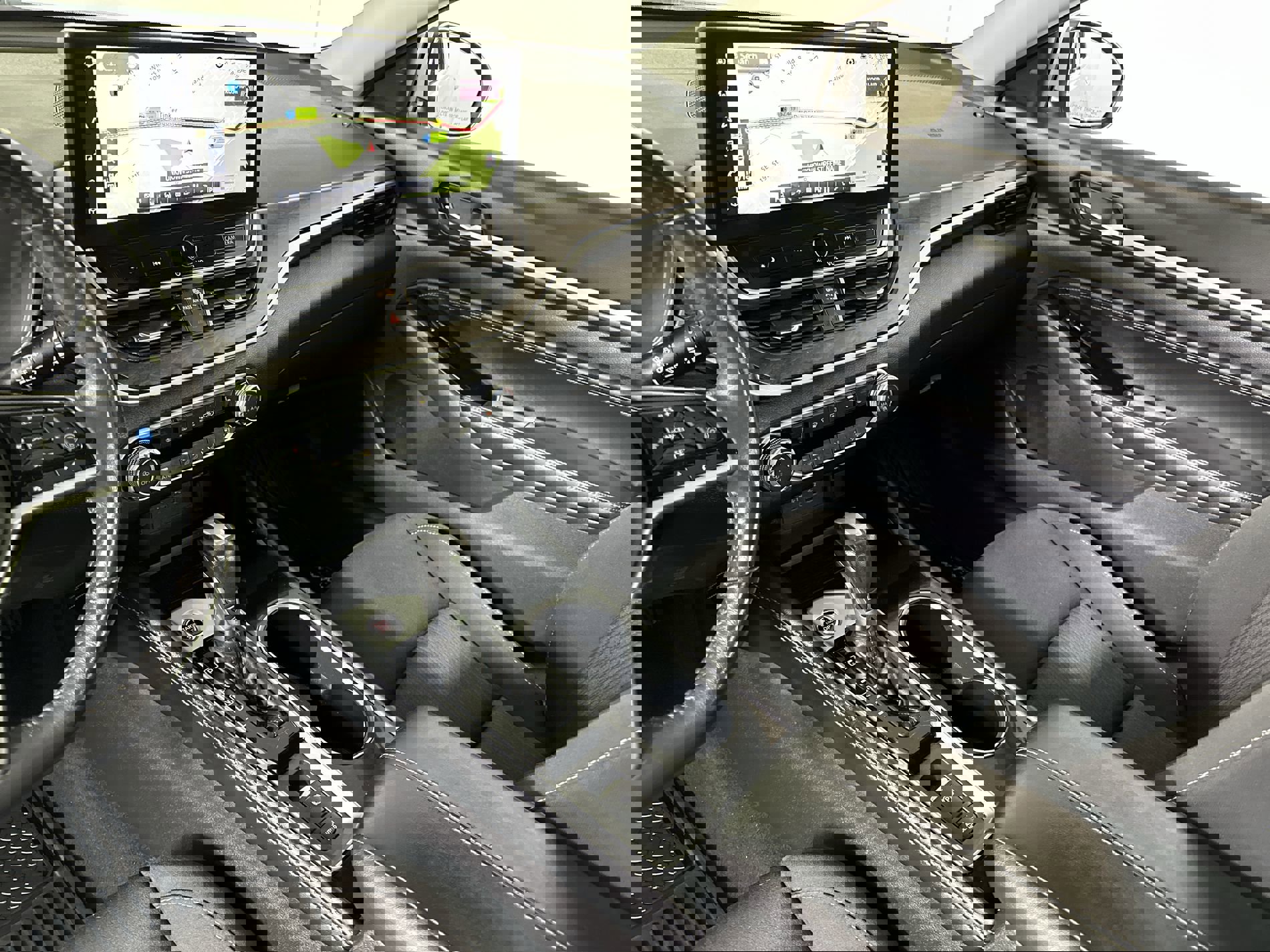 Used 2023 Nissan Altima 2.5 SV w/ SV Premium Package image 72