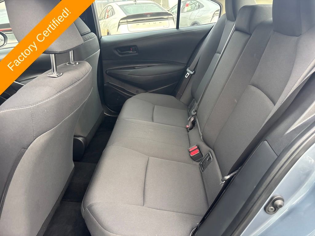 Used 2025 Toyota Corolla LE image 23