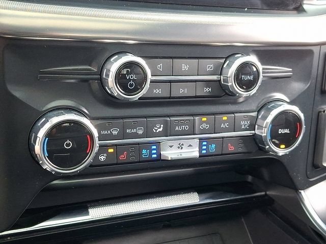 Used 2022 Ford F150 Raptor w/ Equipment Group 801A High AWD/4WD image 17