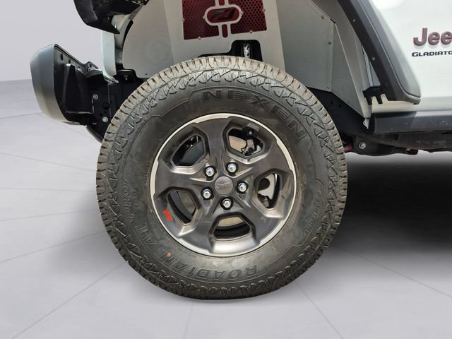 Used 2023 Jeep Gladiator Rubicon w/ Cold Weather Group AWD/4WD image 9