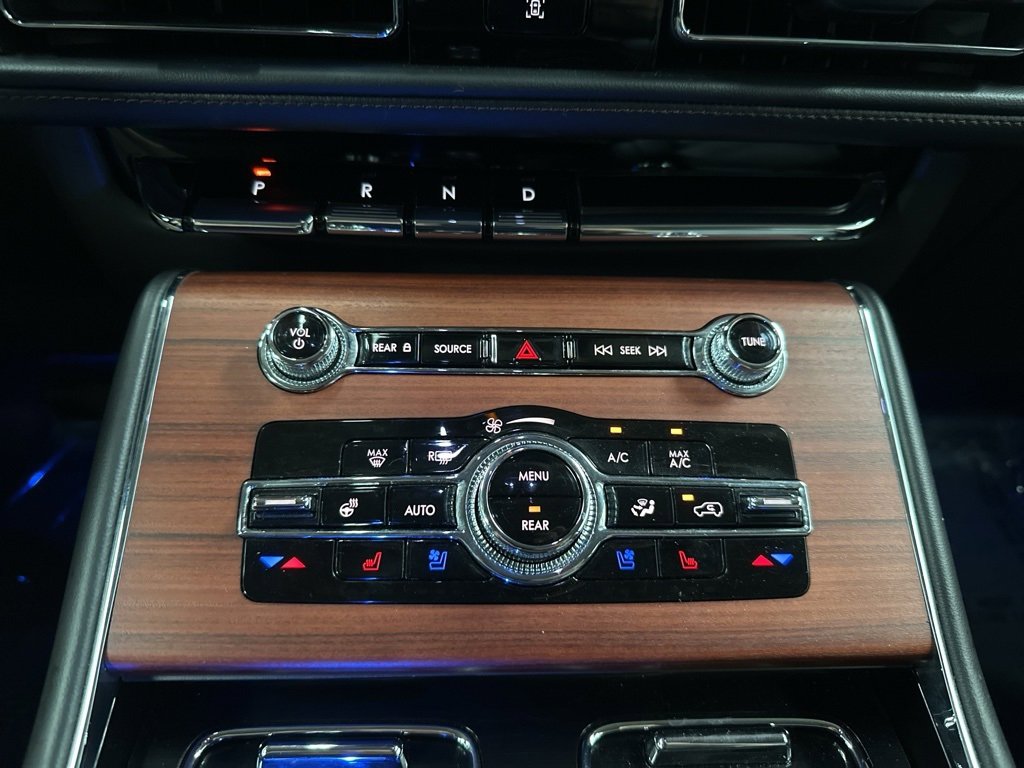 Used 2023 Lincoln Aviator Reserve w/ Equipment Group 201A image 25
