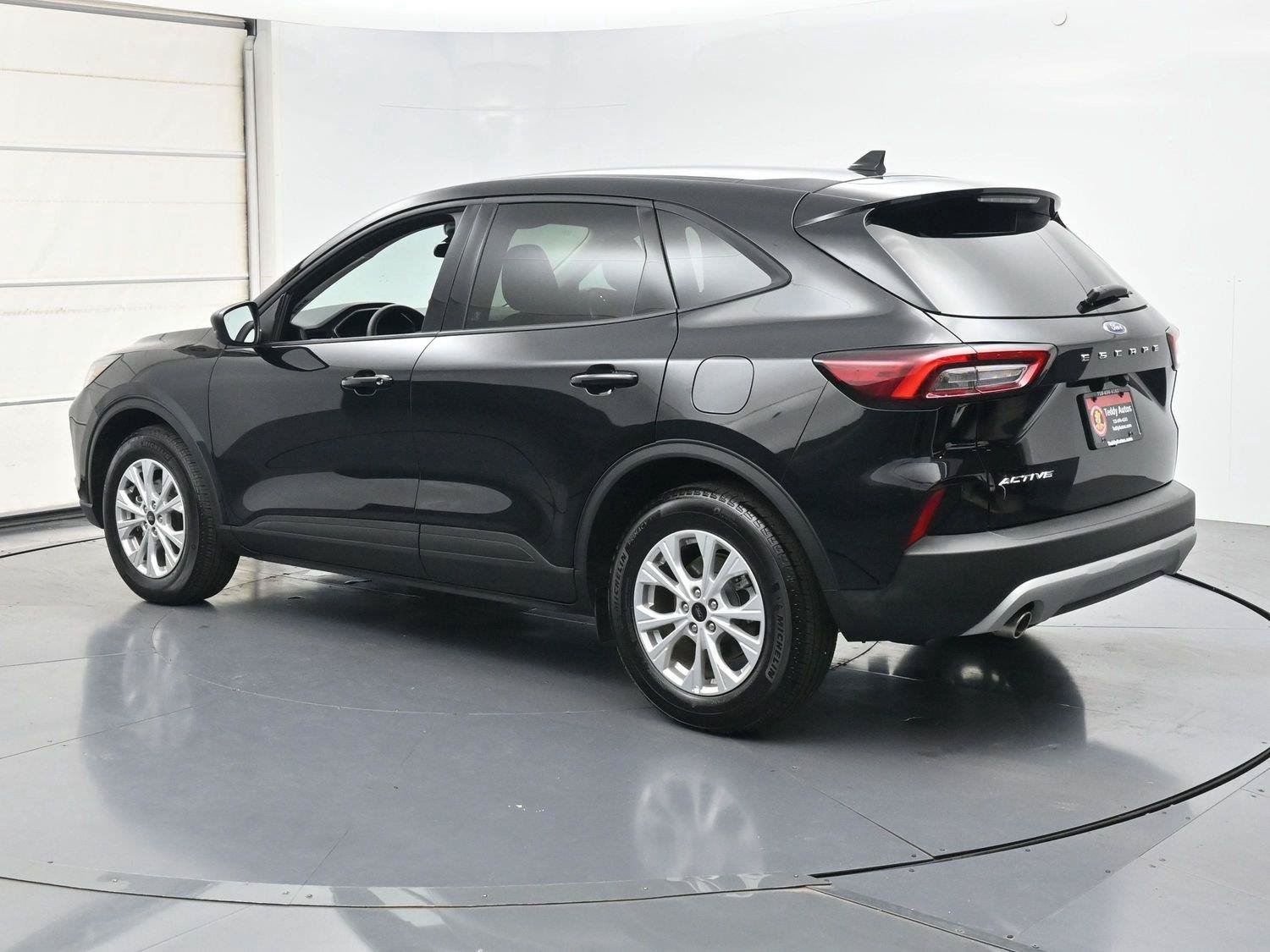 Used 2025 Ford Escape Active FWD image 22