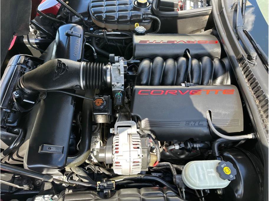 Used 2003 Chevrolet Corvette Coupe w/ Preferred Equipment Group1 RWD image 19