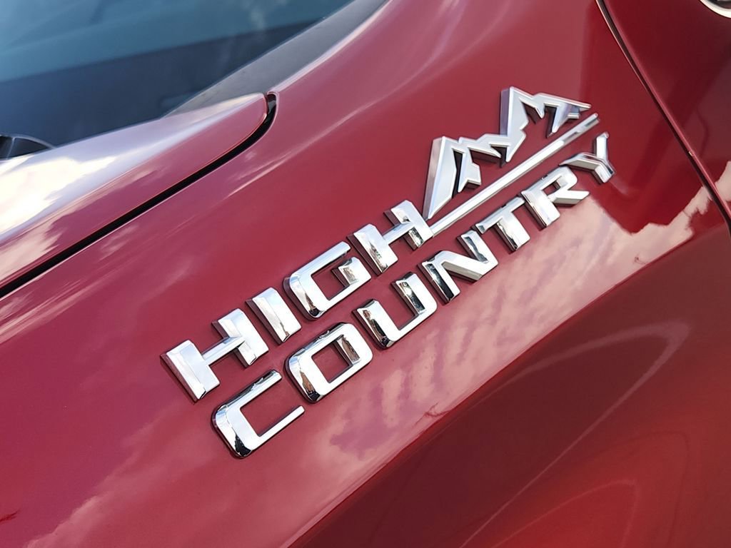 Used 2022 Chevrolet Silverado 1500 High Country w/ Technology Package image 34