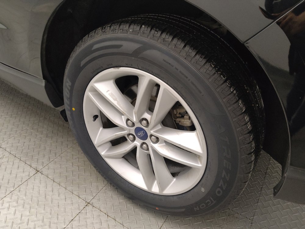 Used 2017 Ford Edge SEL AWD/4WD image 31