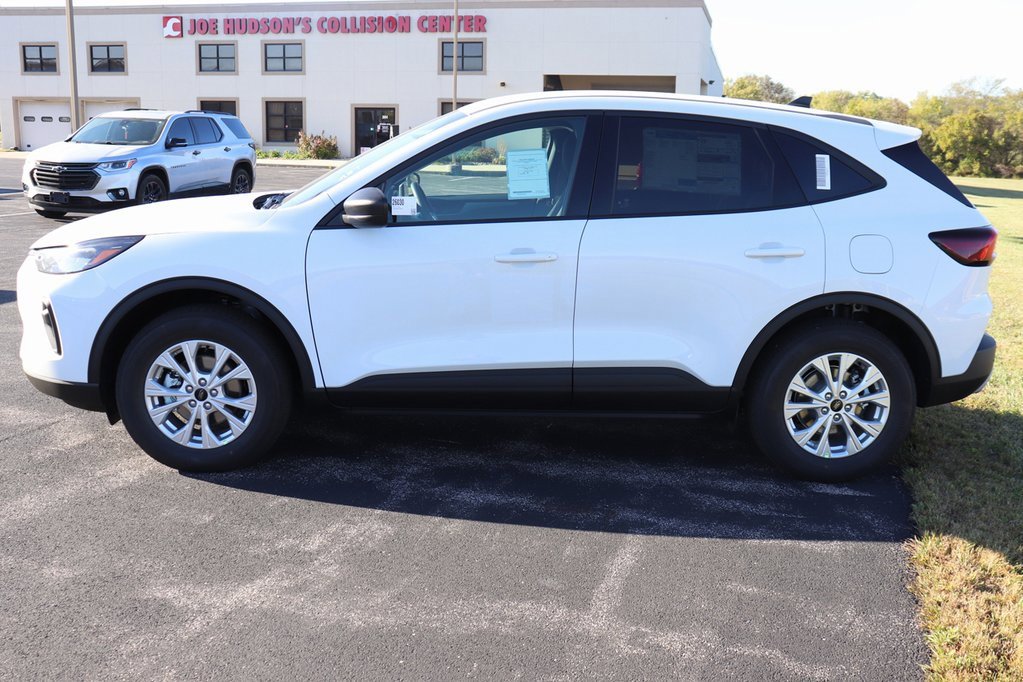 New 2026 Ford Escape Active image 7