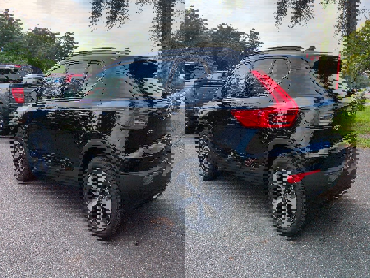New 2025 Volvo XC40 B5 Plus w/ Protection Package Premier image 6