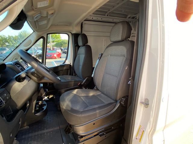 Used 2025 RAM ProMaster 2500 w/ Convenience Group image 15