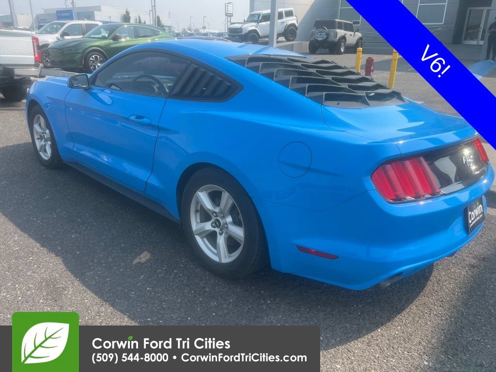 Used 2017 Ford Mustang Coupe RWD image 8