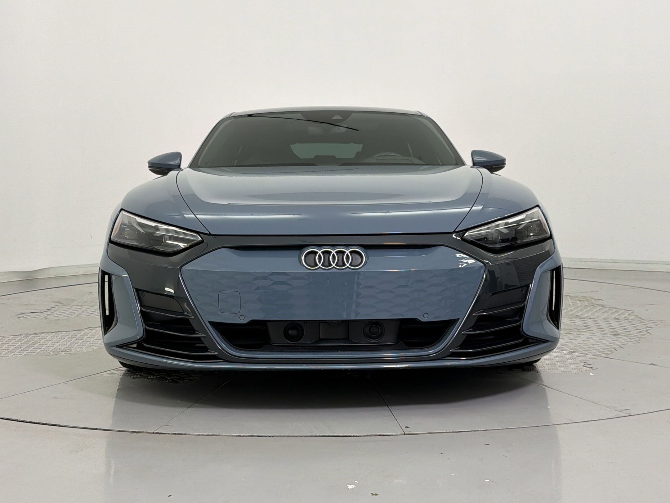 Used 2023 Audi e-tron GT Premium Plus AWD/4WD image 4