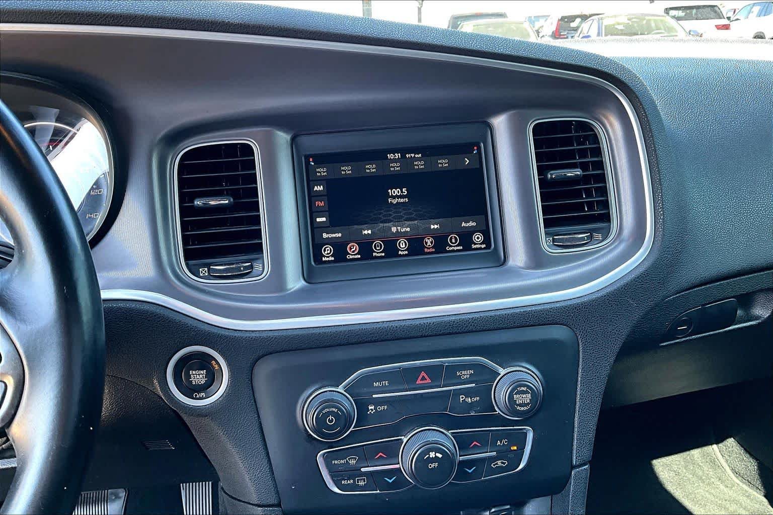Used 2022 Dodge Charger SXT RWD image 31