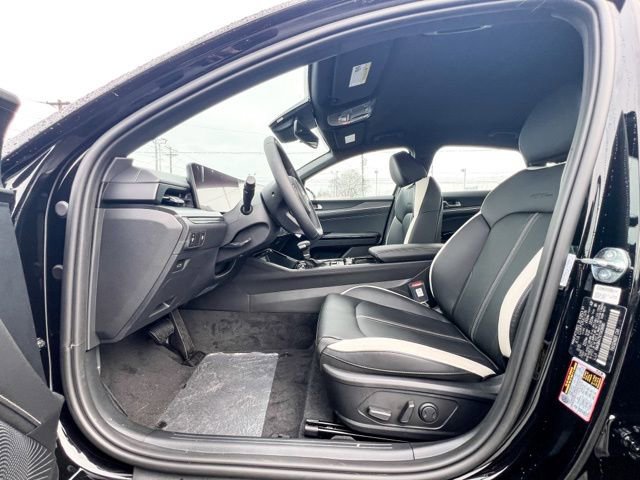 New 2026 Kia K5 GT-Line image 14