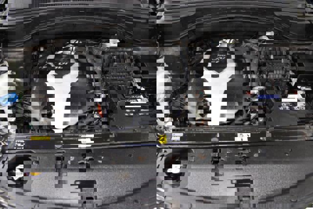 Used 2014 Hyundai Santa Fe Sport 2.0T image 25