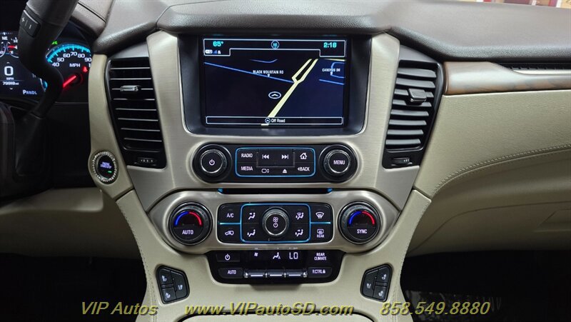 Used 2020 GMC Yukon XL Denali w/ Denali Premium Package AWD/4WD image 26
