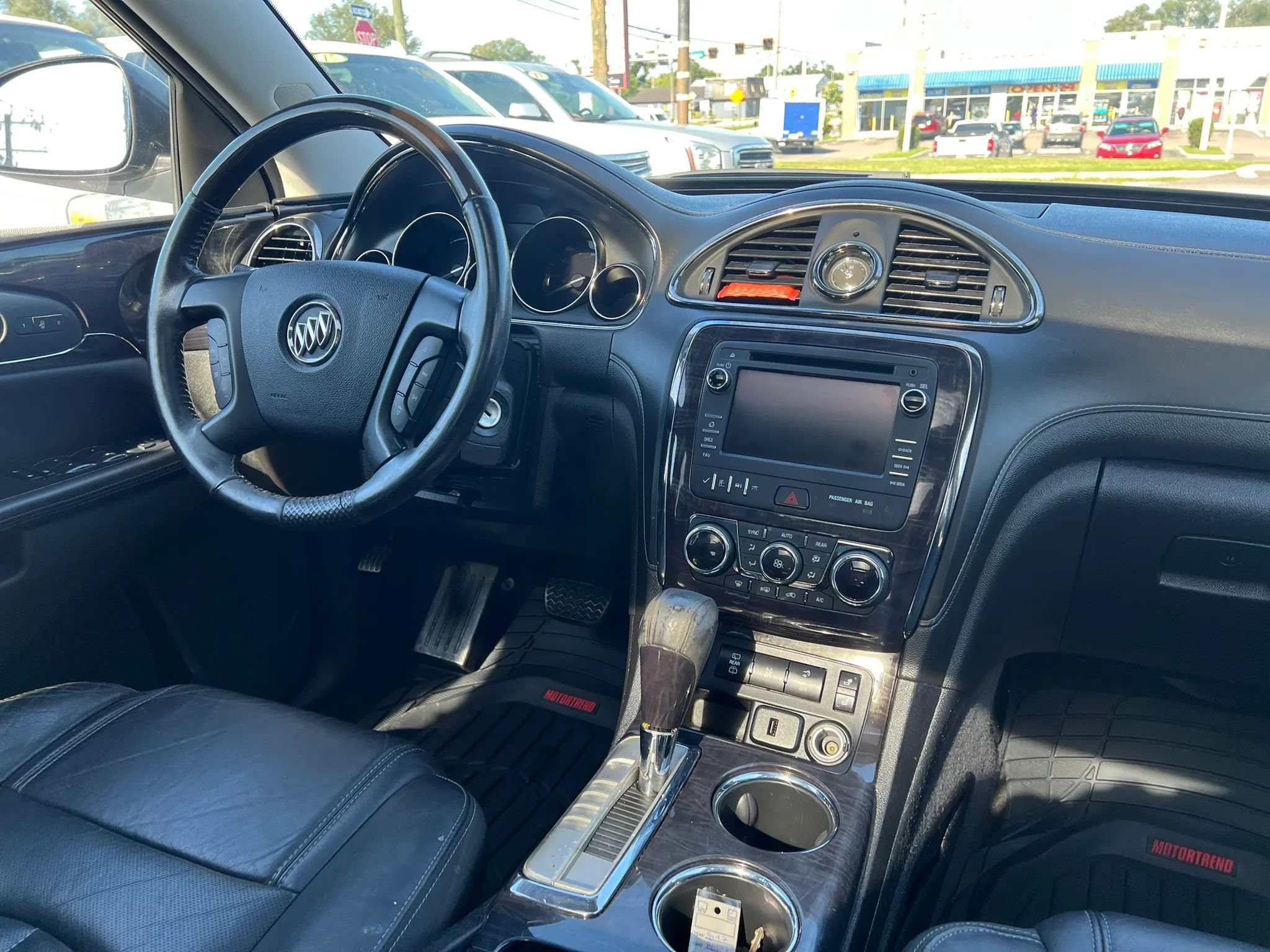 Used 2017 Buick Enclave Leather FWD image 14