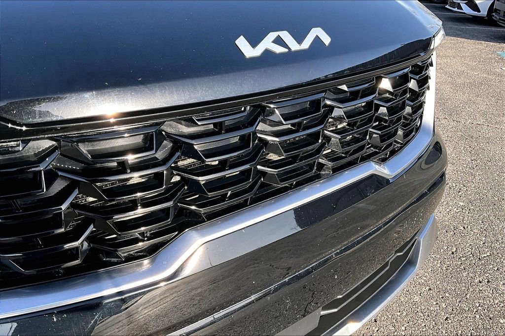 Used 2024 Kia Sorento S image 29