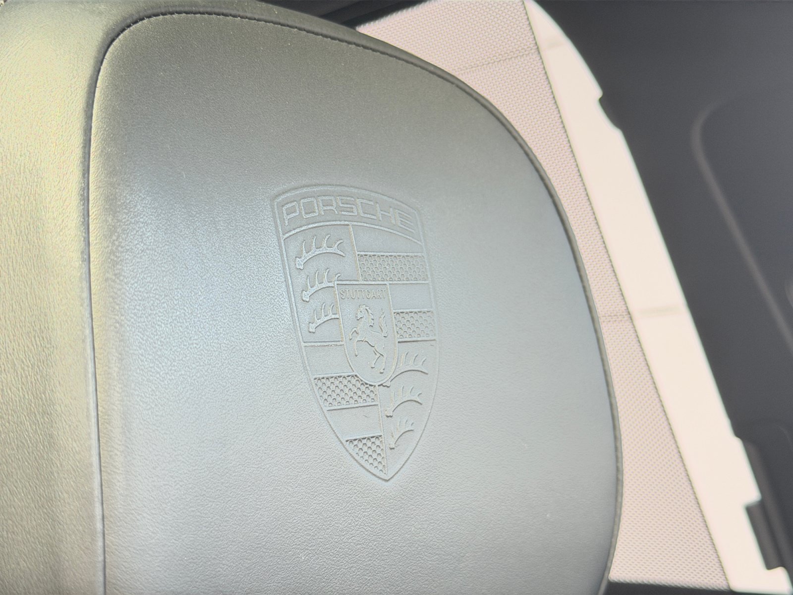 Used 2025 Porsche Cayenne S AWD/4WD image 28