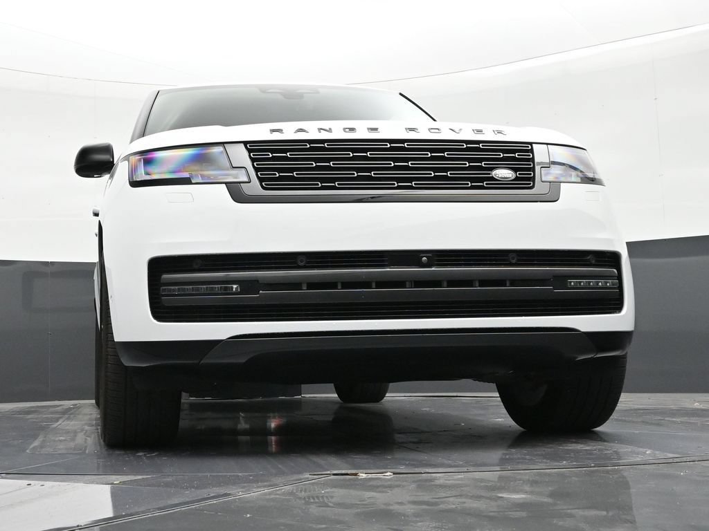 Used 2025 Land Rover Range Rover Long Wheelbase SE AWD/4WD image 27