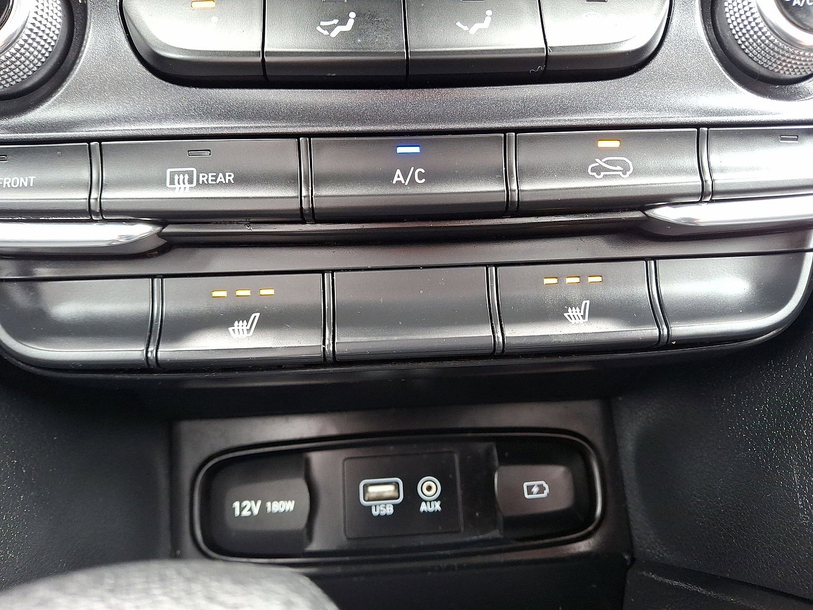 Used 2020 Hyundai Santa Fe SEL image 25