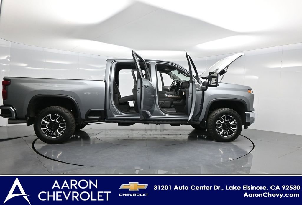 New 2026 Chevrolet Silverado 2500 LT w/ Safety Package AWD/4WD image 3