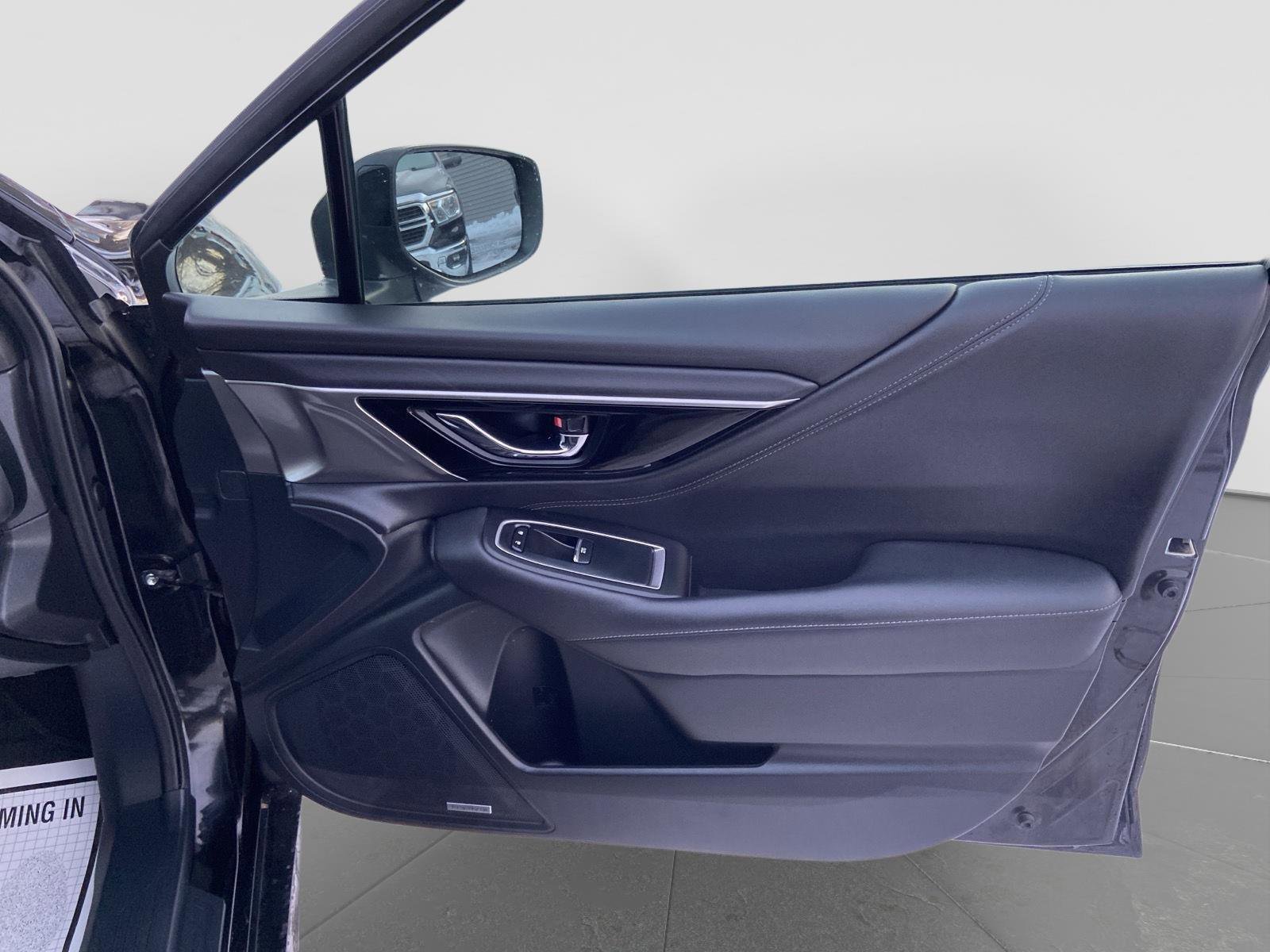 Used 2022 Subaru Legacy Limited AWD/4WD image 29