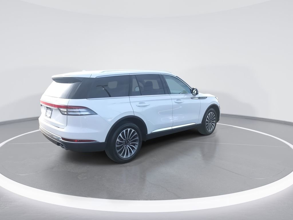 Used 2023 Lincoln Aviator AWD w/ Premium Package image 8