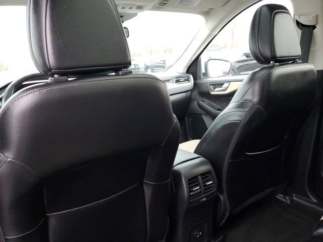 Certified 2021 Ford Escape Titanium w/ Titanium Elite Package image 35