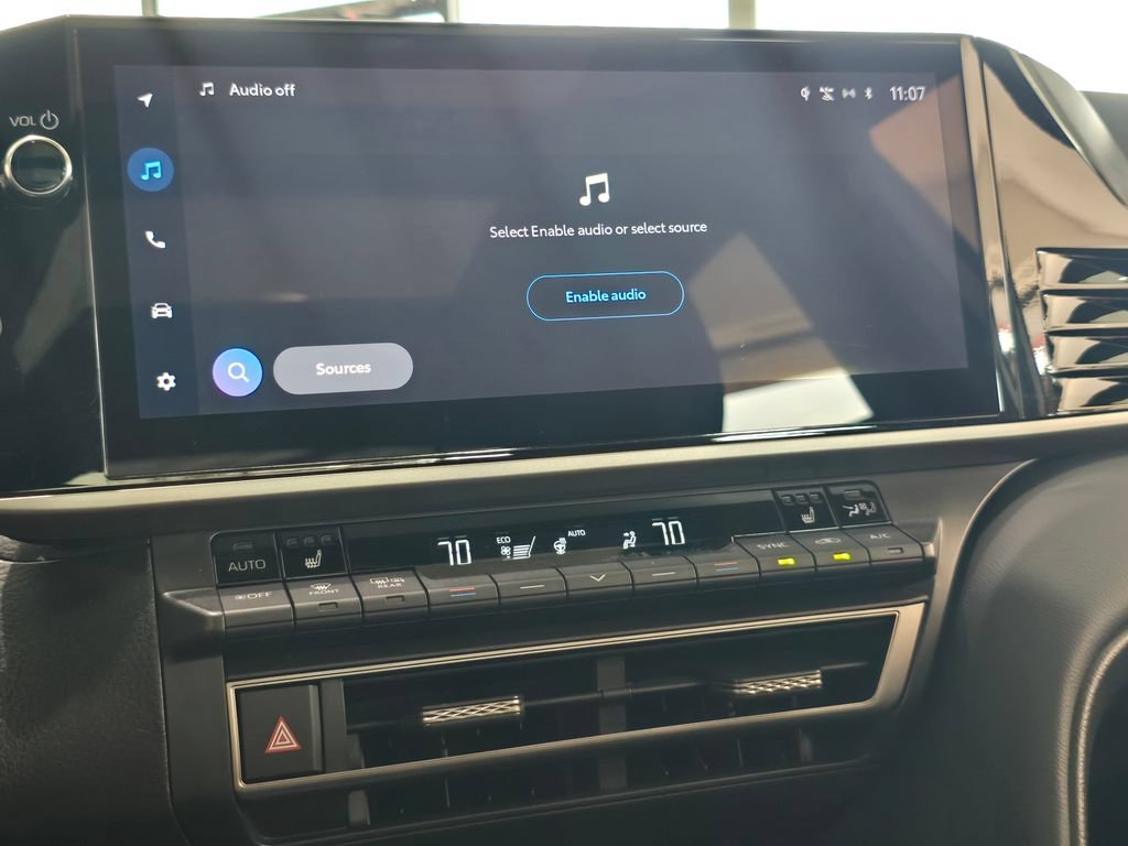 Certified 2025 Toyota Camry XSE FWD image 29