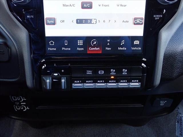 Used 2024 RAM 2500 Laramie w/ Night Edition AWD/4WD image 20