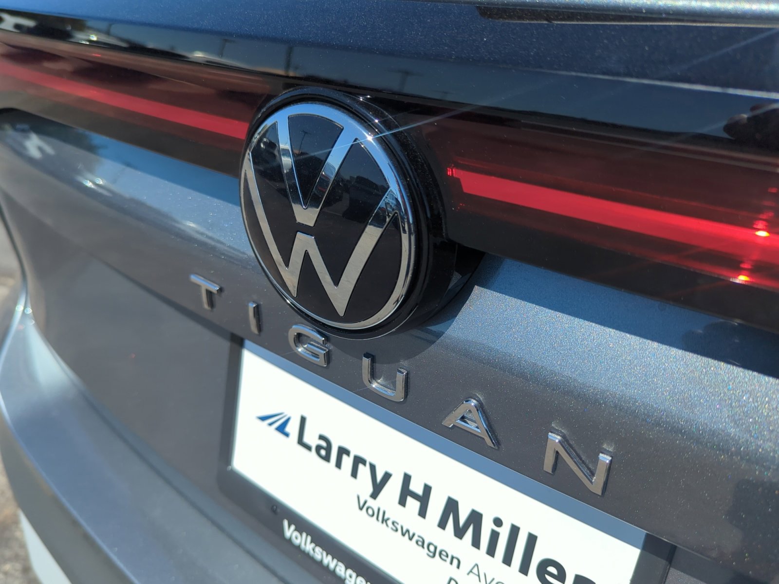 New 2025 Volkswagen Tiguan S image 23