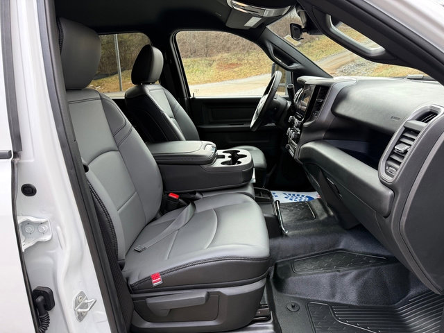 New 2026 RAM 3500 Tradesman w/ Chrome Appearance Group image 20