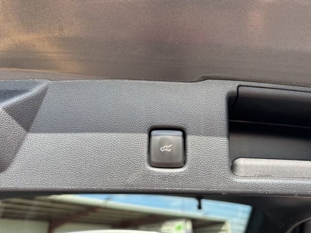 Used 2023 Ford Escape Active image 18