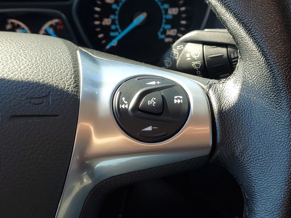 Used 2015 Ford Escape Titanium AWD/4WD image 22