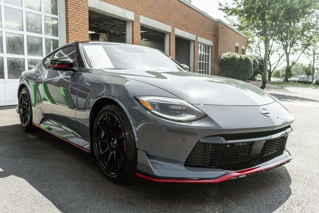 Used 2024 Nissan Z NISMO w/ Floor Mat Package RWD image 6