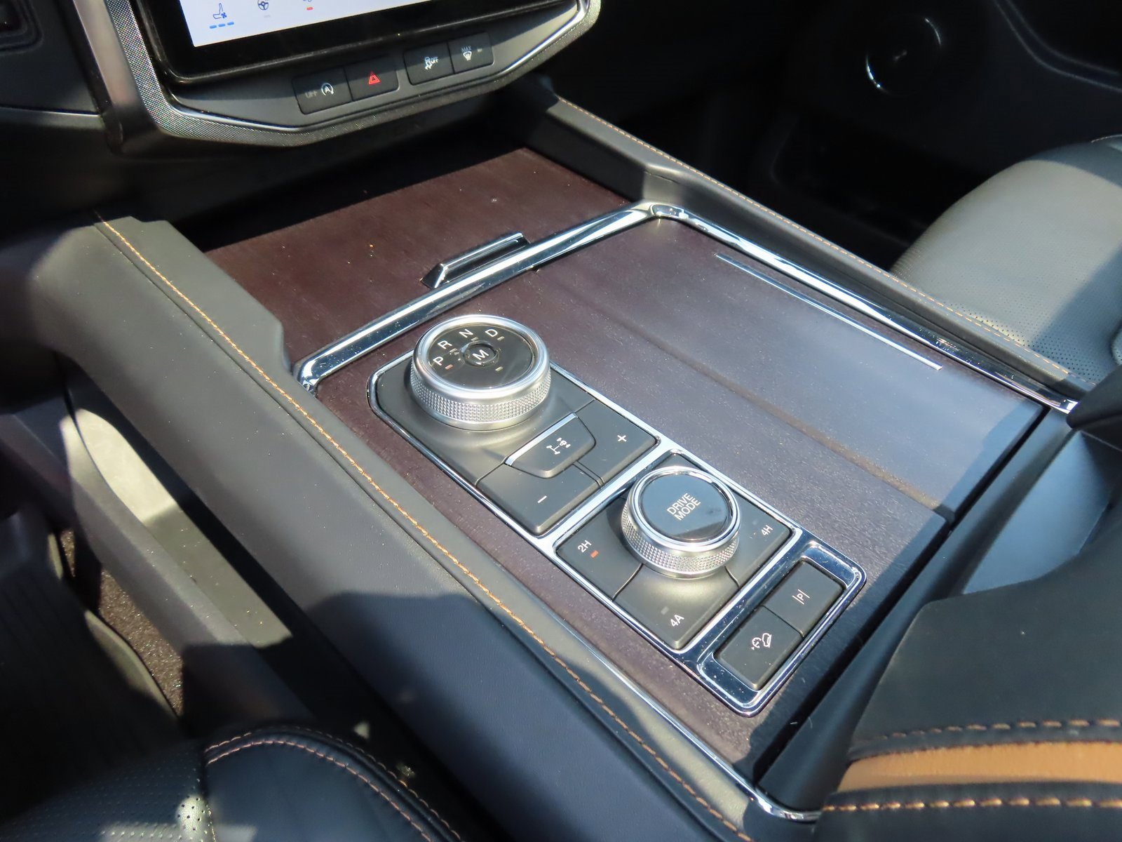 Used 2023 Ford Expedition Platinum image 27